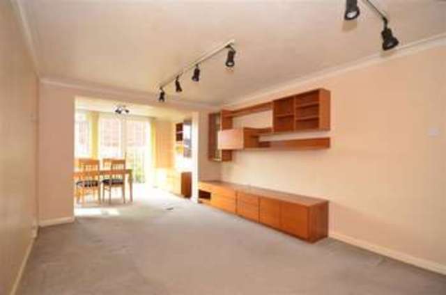  Image of 4 bedroom Semi-Detached house for sale in Penshurst Way Sutton SM2 at Sutton Surrey Sutton, SM2 6HR