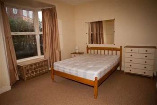  Image of 2 bedroom Detached house to rent in Peterborough Road Southampton SO14 at Southampton, SO14 6HY