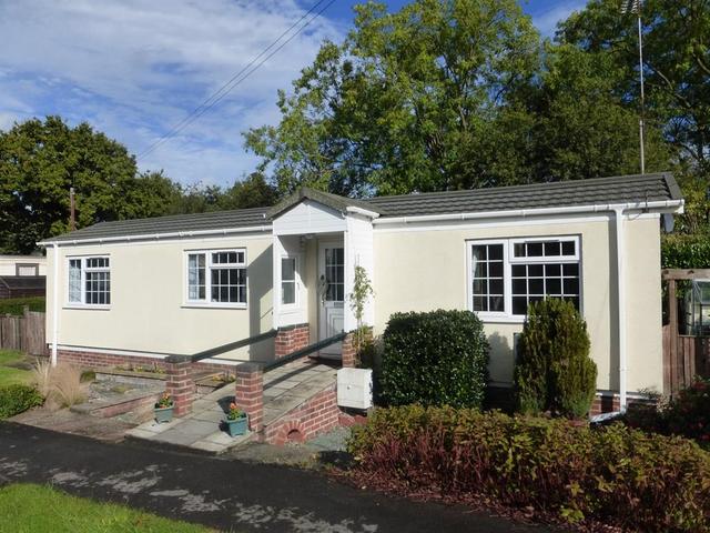  Image of 1 bedroom Detached house for sale in Peters Avenue London Colney St. Albans AL2 at Peters Avenue London Colney St. Albans, AL2 1NQ