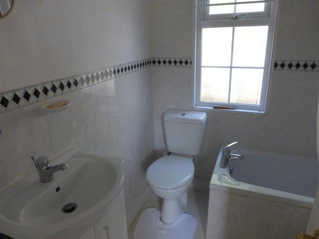  Image of 1 bedroom Detached house for sale in Peters Avenue London Colney St. Albans AL2 at Peters Avenue London Colney St. Albans, AL2 1NQ