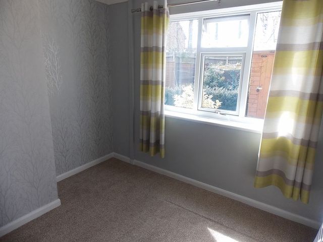  Image of 2 bedroom Flat to rent in Pickwick Place Bilston WV14 at Pickwick Place  Bilston, WV14 0LB