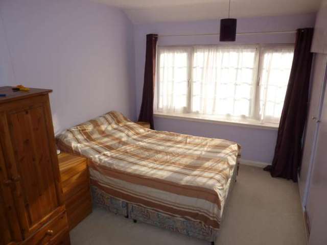  Image of 3 bedroom Semi-Detached house to rent in Pinfold Road Bushey WD23 at Pinfold Road  Bushey, WD23 2DU