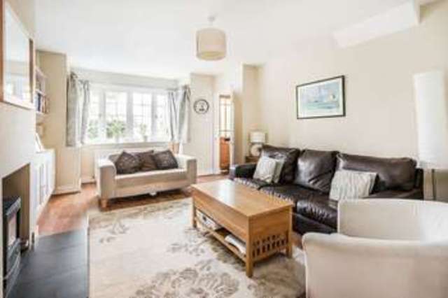  Image of 3 bedroom Detached house for sale in Pitfold Avenue Haslemere GU27 at Pitfold Avenue  Haslemere, GU27 1PN