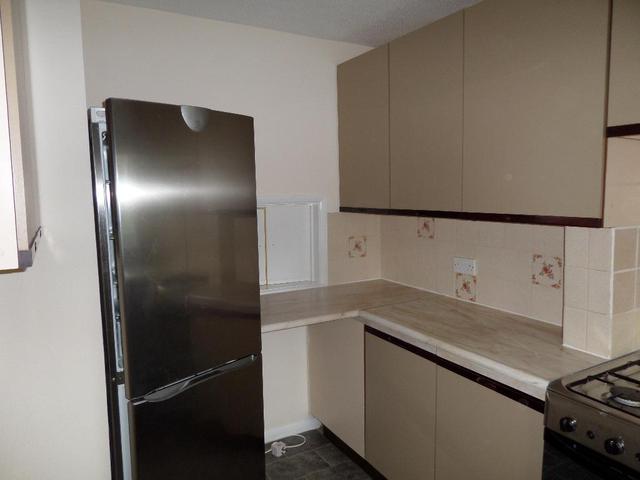  Image of 2 bedroom Semi-Detached house to rent in Plough Way Winchester SO22 at Badgers Farm  Winchester, SO22 4PW