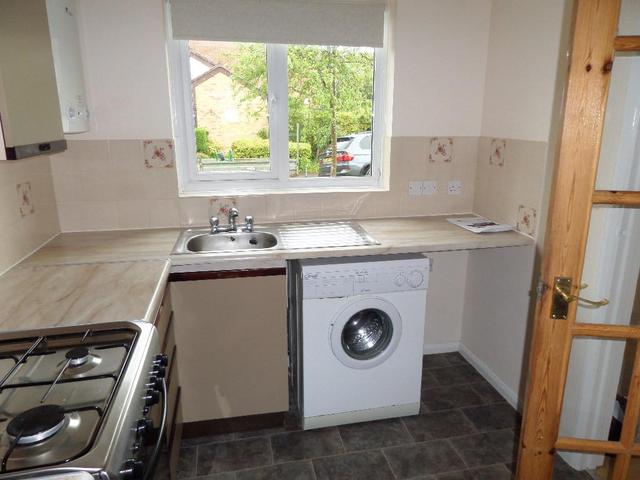  Image of 2 bedroom Semi-Detached house to rent in Plough Way Winchester SO22 at Badgers Farm  Winchester, SO22 4PW