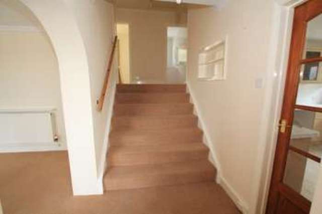  Image of 3 bedroom Detached house to rent in Lippell Drive Plymstock Plymouth PL9 at Plymstock Plymouth Devon, PL9 9EL