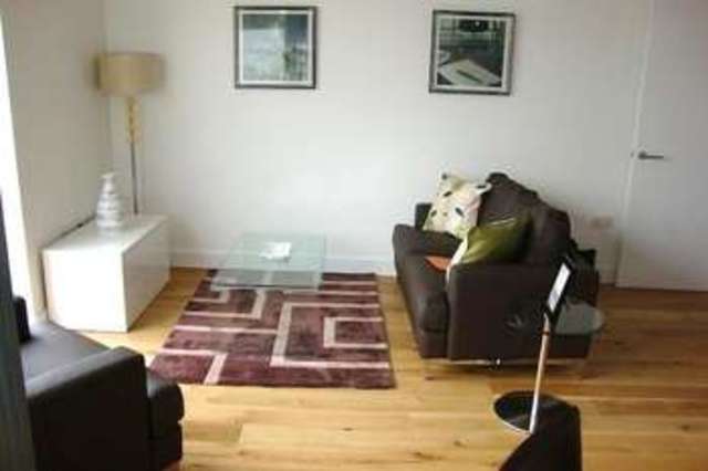  Image of 1 bedroom Flat to rent in Packington Street London N1 at Islington London Islington, N1 7FZ