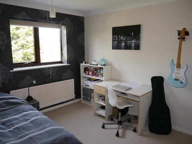  Image of 4 bedroom Detached house to rent in Edgecote Great Holm Milton Keynes MK8 at Edgecote Great Holm Milton keynes, MK8 9ER
