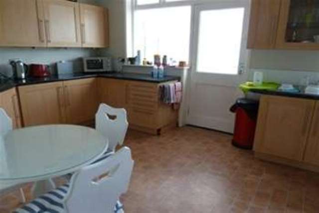  Image of 3 bedroom Detached house to rent in Pretoria Road Patchway Bristol BS34 at Bristol, BS34 5PT
