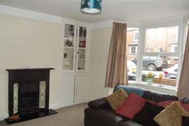  Image of 3 bedroom Terraced house to rent in Princess Road Evesham WR11 at Evesham, WR11 4QG