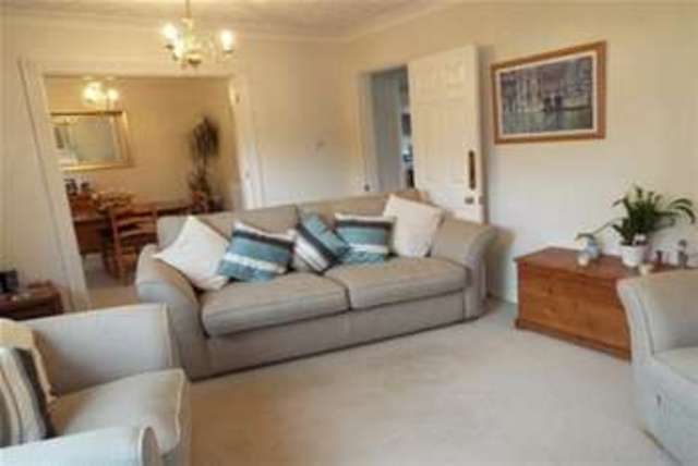  Image of 4 bedroom Detached house to rent in Priors Drive Old Catton Norwich NR6 at Norwich, NR6 7LJ