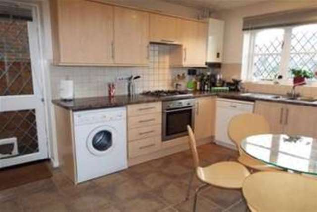  Image of 4 bedroom Detached house to rent in Priors Drive Old Catton Norwich NR6 at Norwich, NR6 7LJ