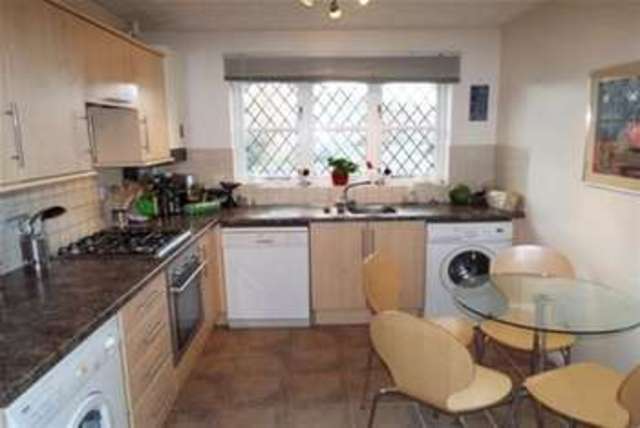 Image of 4 bedroom Detached house to rent in Priors Drive Old Catton Norwich NR6 at Norwich, NR6 7LJ