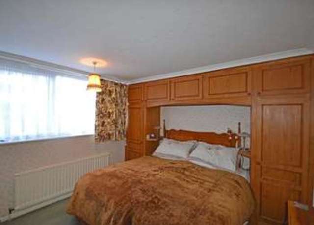  Image of 2 bedroom Flat for sale in Skeyne Drive Pulborough RH20 at Skeyne Drive  Pulborough, RH20 2BE