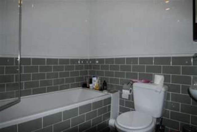  Image of 3 bedroom Detached house to rent in Purrett Road London SE18 at London, SE18 1JR