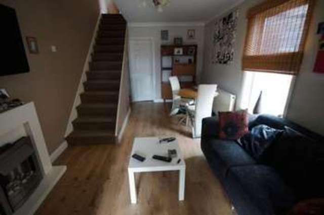  Image of 1 bedroom Flat for sale in Quantock Road Weston-super-Mare BS23 at Quantock Road  Weston-Super-Mare, BS23 4DU