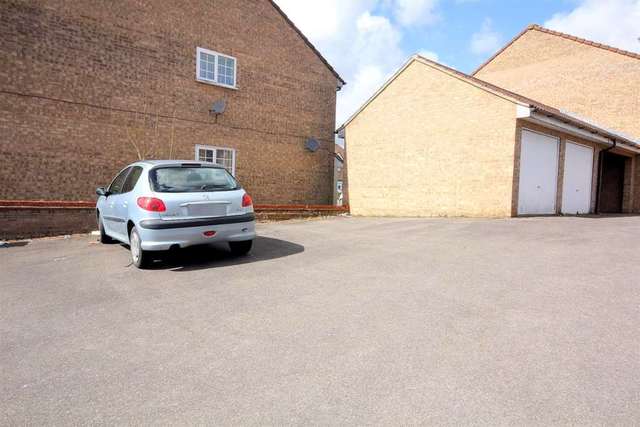  Image of 2 bedroom Detached house for sale in Ramson Rise Hemel Hempstead HP1 at Ramson Rise Chaulden Vale Hemel Hempstead, HP1 2DG