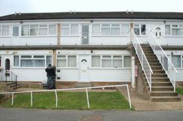  Image of 2 bedroom Flat to rent in Rectory Road Grays RM17 at Rectory Road  Grays, RM17 5ST