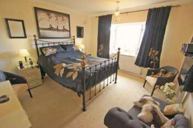  Image of 3 bedroom Detached house for sale in Redditch Road Stoke Heath Bromsgrove B60 at Redditch Road Stoke Heath Bromsgrove, B60 4JW