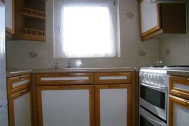  Image of 1 bedroom Flat to rent in Linkfield Lane Redhill RH1 at Redhill, RH1 1TB