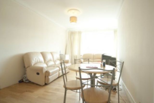  Image of House Share to rent in Adelaide Road London NW3 at Adelaide Road  London, NW3 5EE