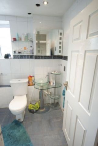  Image of House Share to rent in Adelaide Road London NW3 at Adelaide Road  London, NW3 5EE
