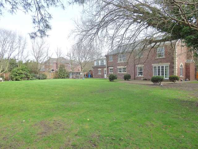  Image of 5 bedroom Detached house for sale in Regent Avenue Lytham St. Annes FY8 at Regent Avenue Lytham Lytham St Annes, FY8 4AG