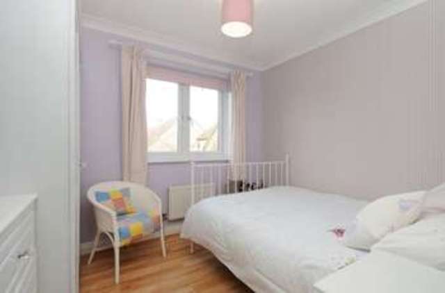  Image of 3 bedroom Detached house for sale in Reubens Crescent Tadley RG26 at Reubens Crescent  Tadley, RG26 3AH