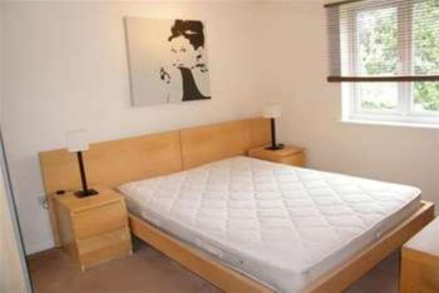  Image of 2 bedroom Flat to rent in Ribblehead Court Radcliffe Manchester M26 at Manchester, M26 1QR