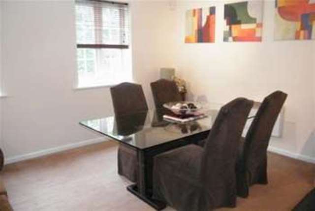  Image of 2 bedroom Flat to rent in Ribblehead Court Radcliffe Manchester M26 at Manchester, M26 1QR
