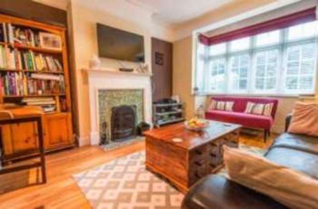  Image of 4 bedroom Terraced house for sale in Manor Park Richmond TW9 at Richmond  Richmond, TW9 1XZ
