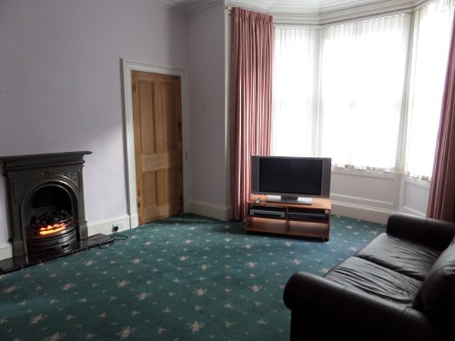 Image of 1 bedroom Flat to rent in Richmond Terrace Edinburgh EH11 at Haymarket Edinburgh Edinburgh, EH11 2BY
