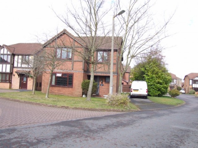  Image of 4 bedroom Detached house for sale in Ridge Way Penwortham Preston PR1 at Ridge Way Penwortham Preston, PR1 9XW