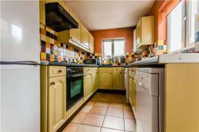  Image of 3 bedroom Terraced house for sale in River Lane Cambridge CB5 at Cambridge, CB5 8HP