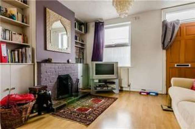  Image of 3 bedroom Terraced house for sale in River Lane Cambridge CB5 at Cambridge, CB5 8HP