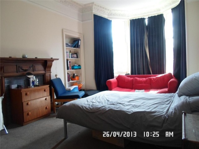  Image of 4 bedroom Flat to rent in Rochester Terrace Edinburgh EH10 at Bruntsfield Edinburgh Edinburgh, EH10 5AB