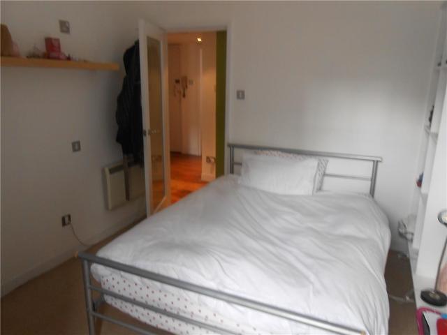  Image of 2 bedroom Studio flat to rent in Rose Street Edinburgh EH2 at City Centre Edinburgh Edinburgh, EH2 4AZ