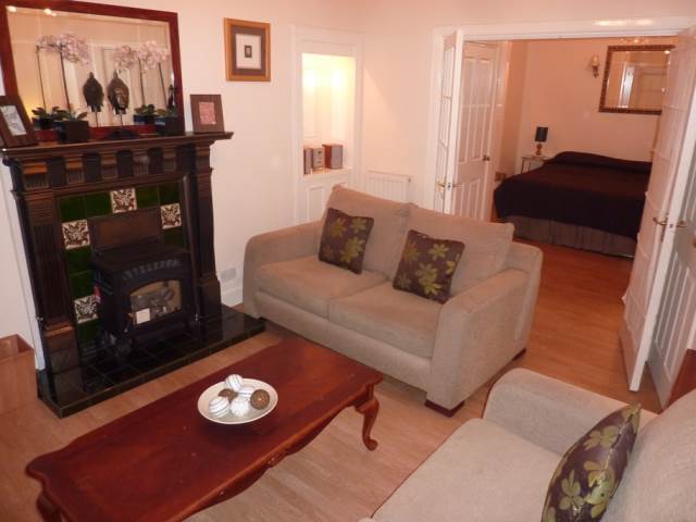  Image of 2 bedroom Flat to rent in Rose Street Edinburgh EH2 at West End Edinburgh Edinburgh, EH2 4LS