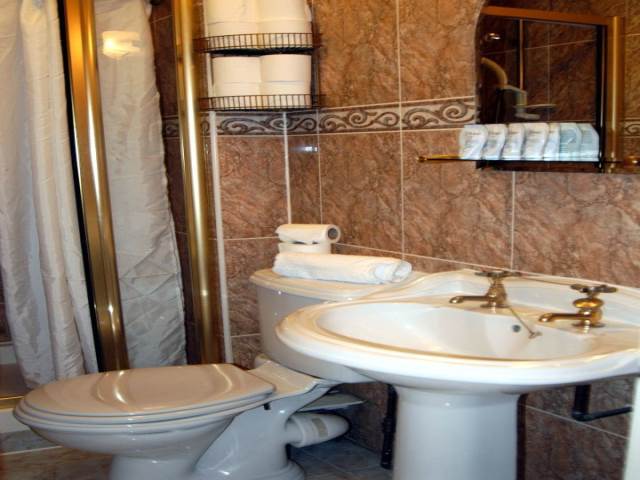  Image of 2 bedroom Flat to rent in Rose Street Edinburgh EH2 at West End Edinburgh Edinburgh, EH2 4LS