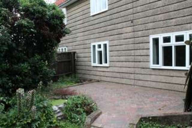  Image of 3 bedroom Semi-Detached house to rent in Rosebery Road Great Plumstead Norwich NR13 at Great Plumstead Norwich Great Plumstead, NR13 5EA