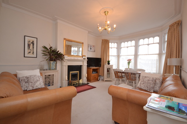  Image of 2 bedroom Property to rent in Rosebery Road London N10 at Muswell Hill, N10 2LH