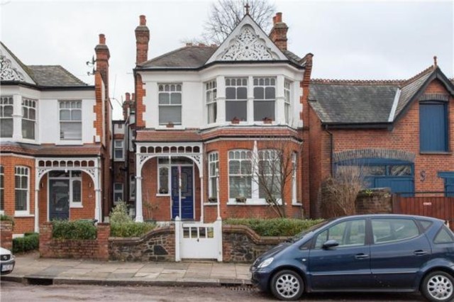  Image of 2 bedroom Property to rent in Rosebery Road London N10 at Muswell Hill, N10 2LH