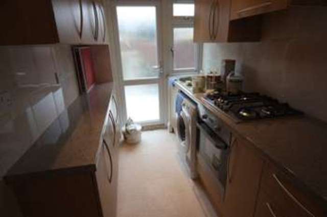  Image of 4 bedroom Property to rent in Rosehill Gardens Sudbury Hill Harrow UB6 at Rosehill Gardens  Greenford, UB6 0LB