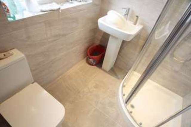  Image of 4 bedroom Property to rent in Rosehill Gardens Sudbury Hill Harrow UB6 at Rosehill Gardens  Greenford, UB6 0LB