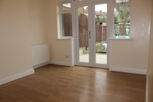  Image of 4 bedroom Terraced house to rent in Rosehill Gardens Sudbury Hill Harrow UB6 at Rosehill Gardens  Greenford, UB6 0LB