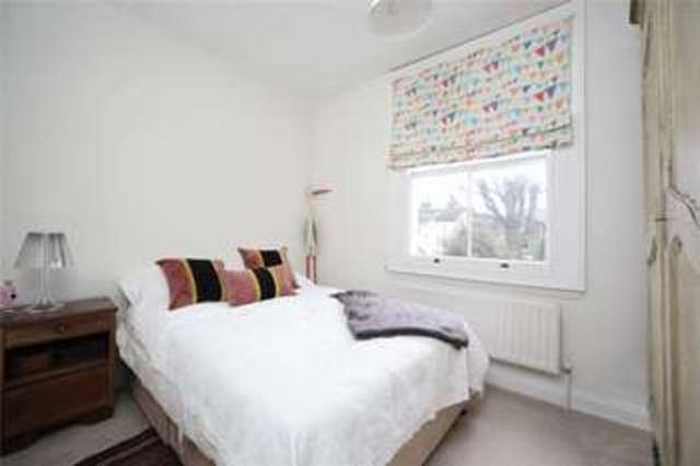 Image of 4 bedroom Semi-Detached house to rent in Rosehill Road London SW18 at Wandsworth London Wandsworth, SW18 2NY