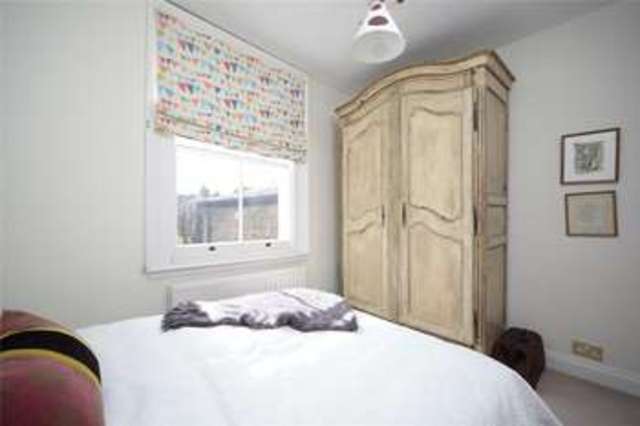  Image of 4 bedroom Semi-Detached house to rent in Rosehill Road London SW18 at Wandsworth London Wandsworth, SW18 2NY