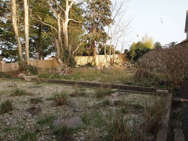  Image of 3 bedroom Detached house for sale in Roselands Drive Paignton TQ4 at Roselands Drive Array Goodrington, TQ4 7BT