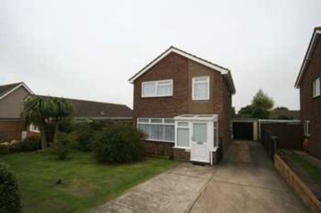  Image of 3 bedroom Detached house to rent in Roselands Drive Paignton TQ4 at Roselands Drive  Paignton, TQ4 7BT