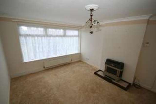  Image of 3 bedroom Detached house to rent in Roselands Drive Paignton TQ4 at Roselands Drive  Paignton, TQ4 7BT
